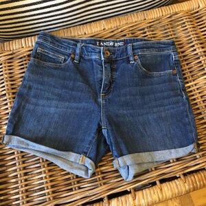 LANDS END DENIM SHORTS 💙